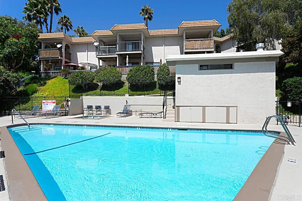 2352 Caringa Way Unit: C