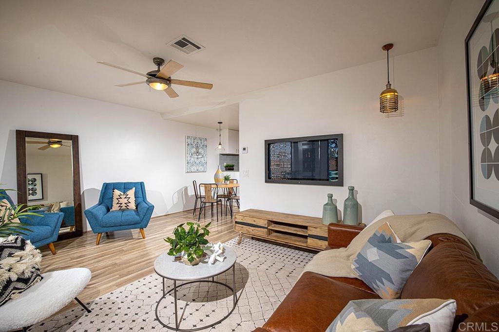 2352 Caringa Way Unit: C