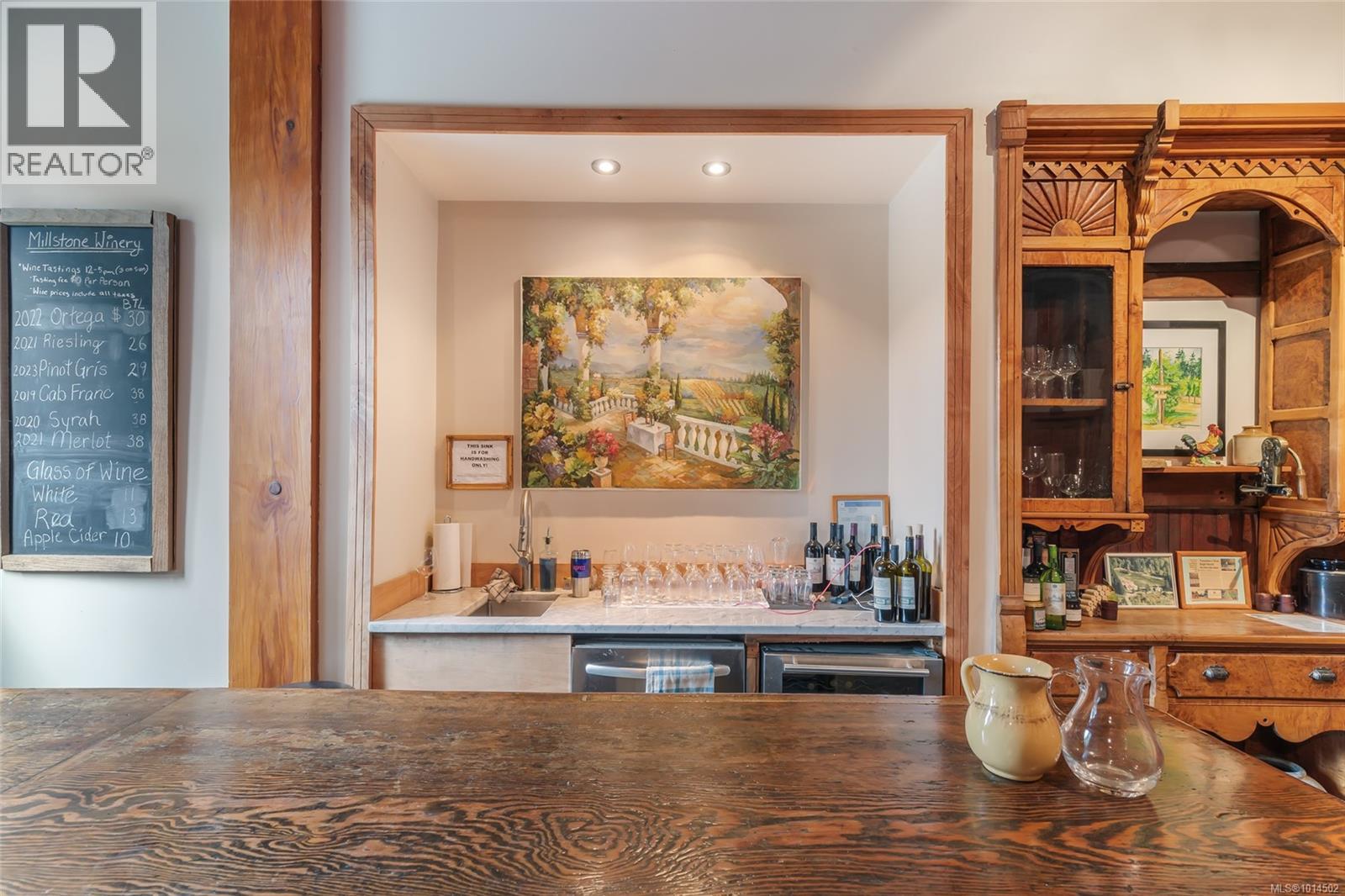 2300 East Wellington Rd