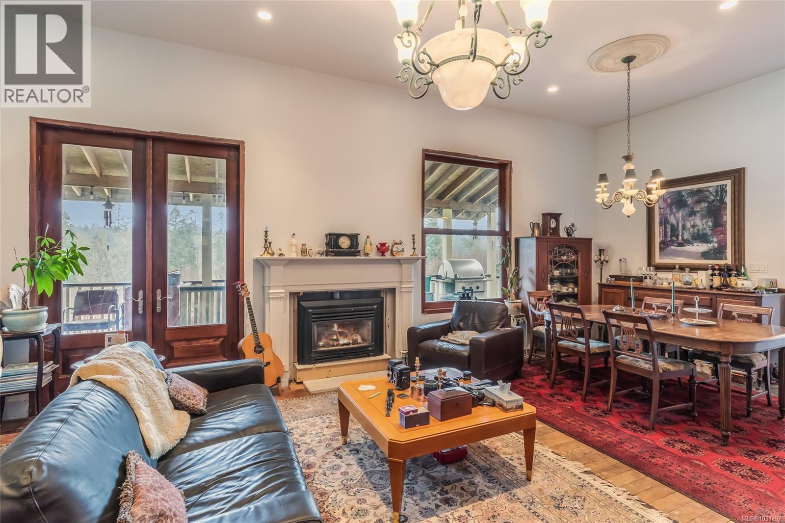 2300 East Wellington Rd