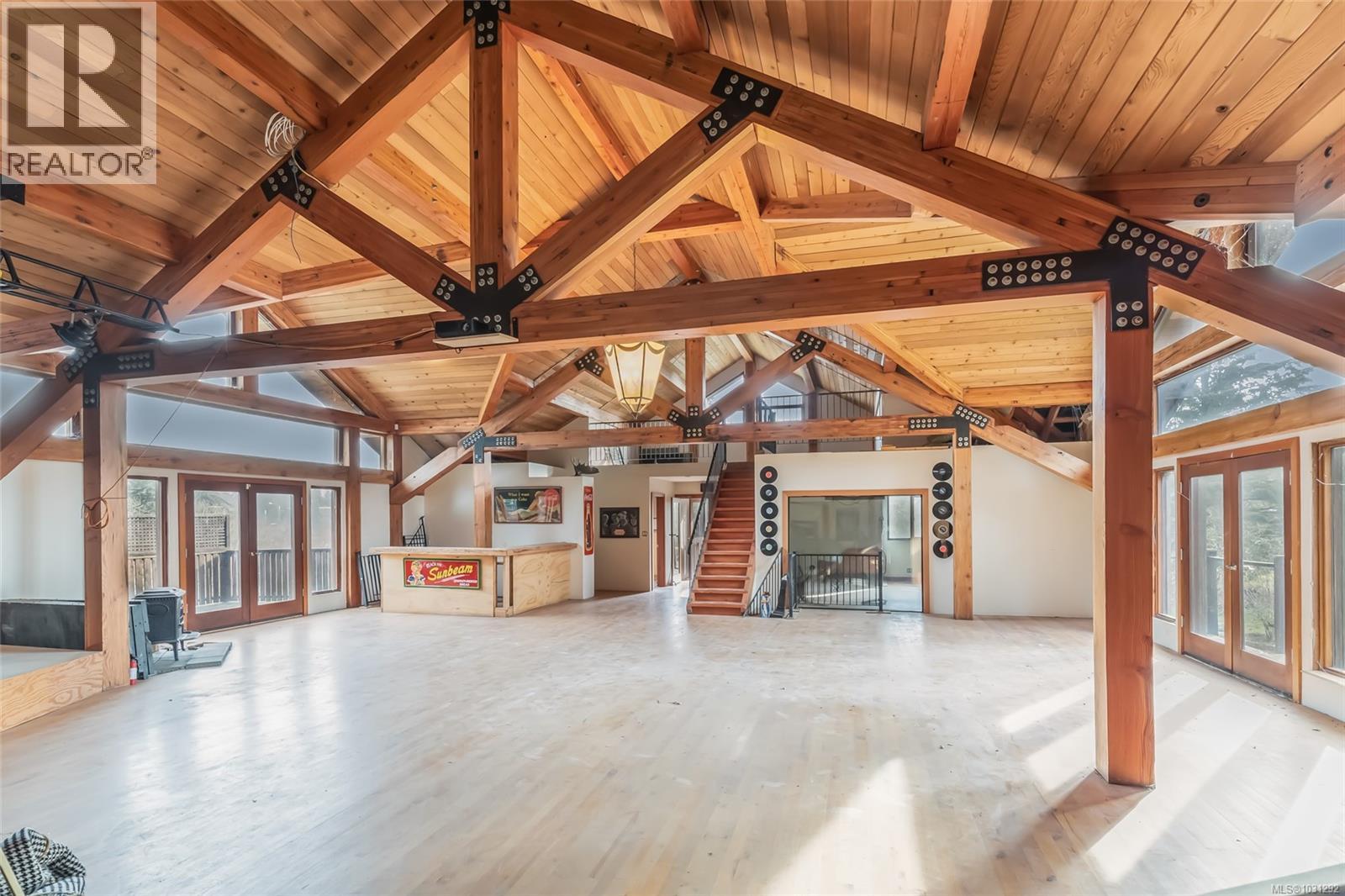 2300 East Wellington Rd