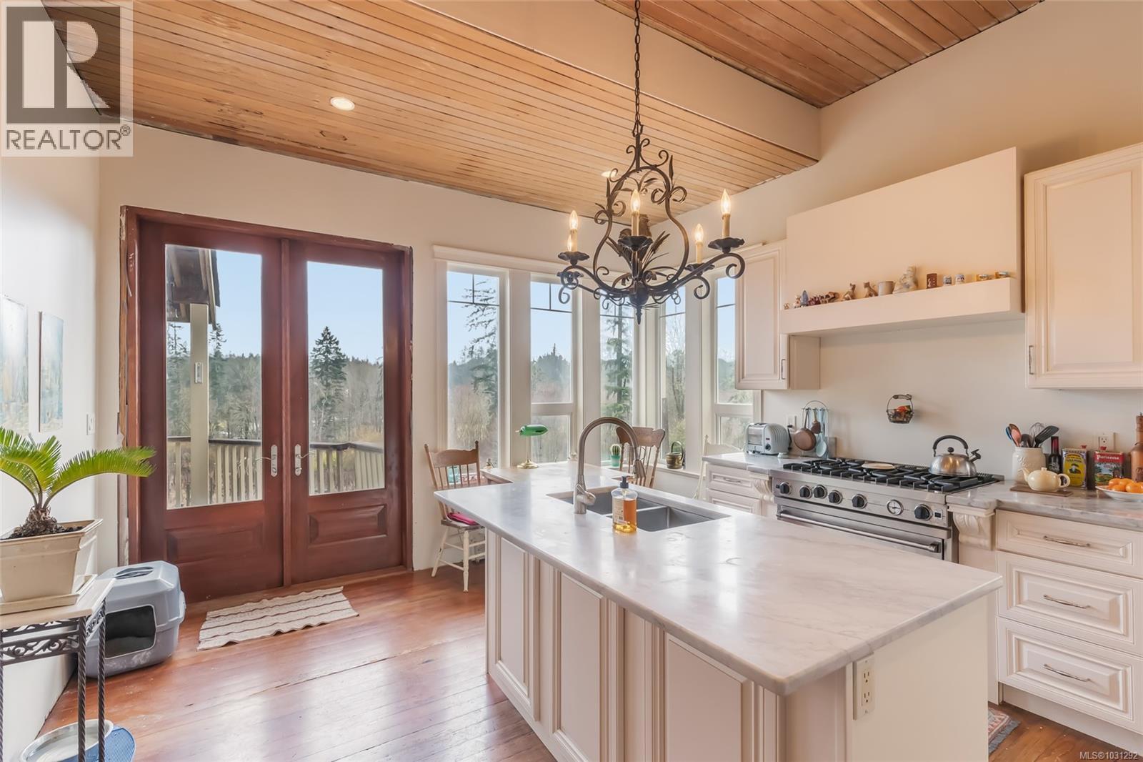 2300 East Wellington Rd