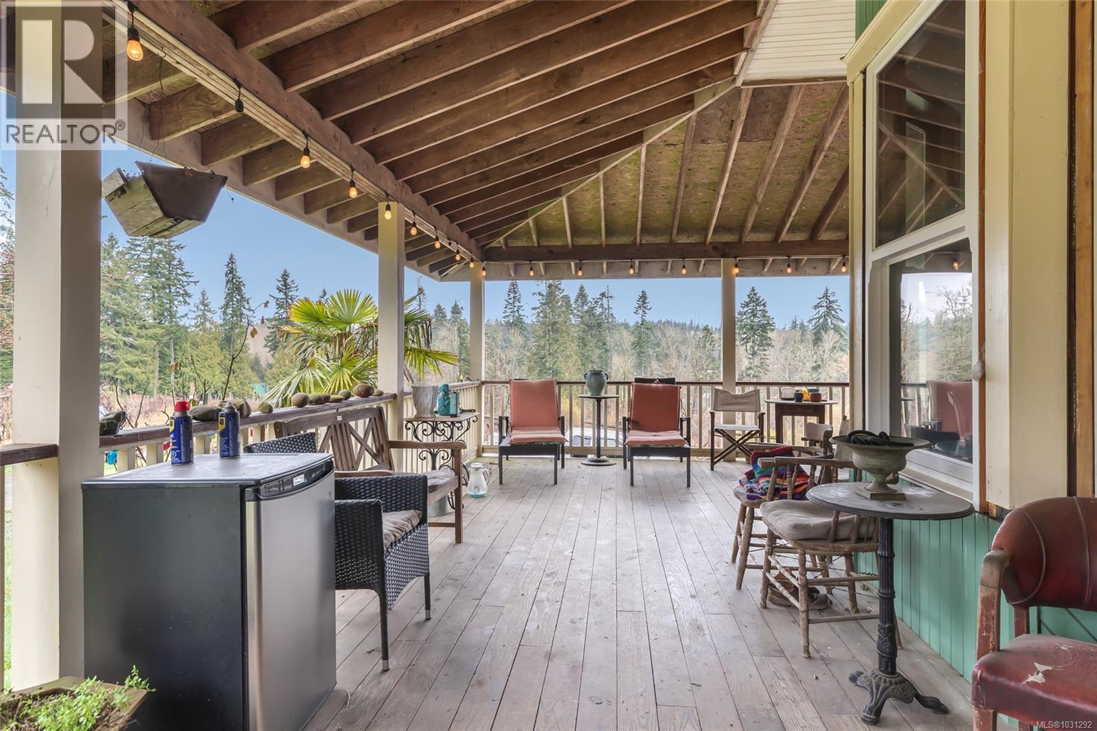 2300 East Wellington Rd