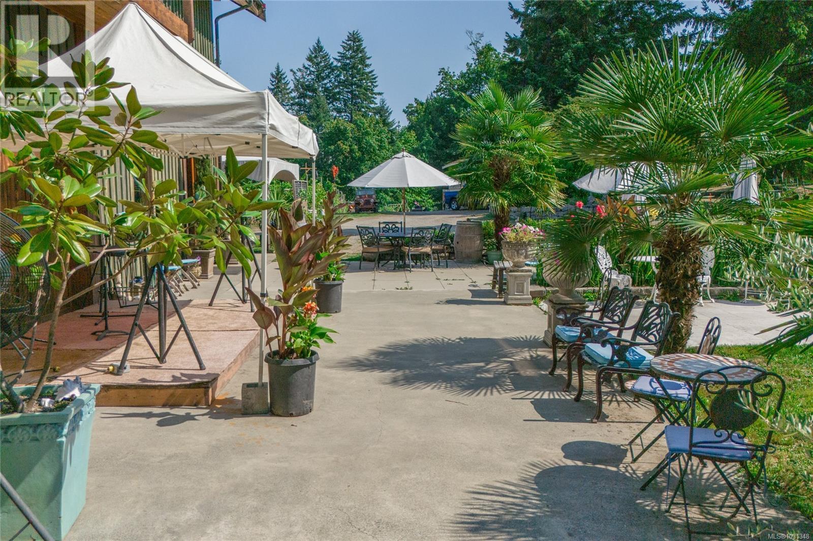 2300 East Wellington Rd