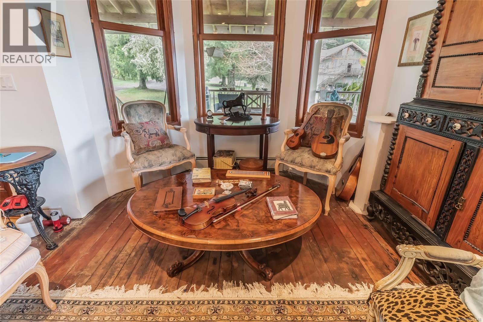 2300 East Wellington Rd