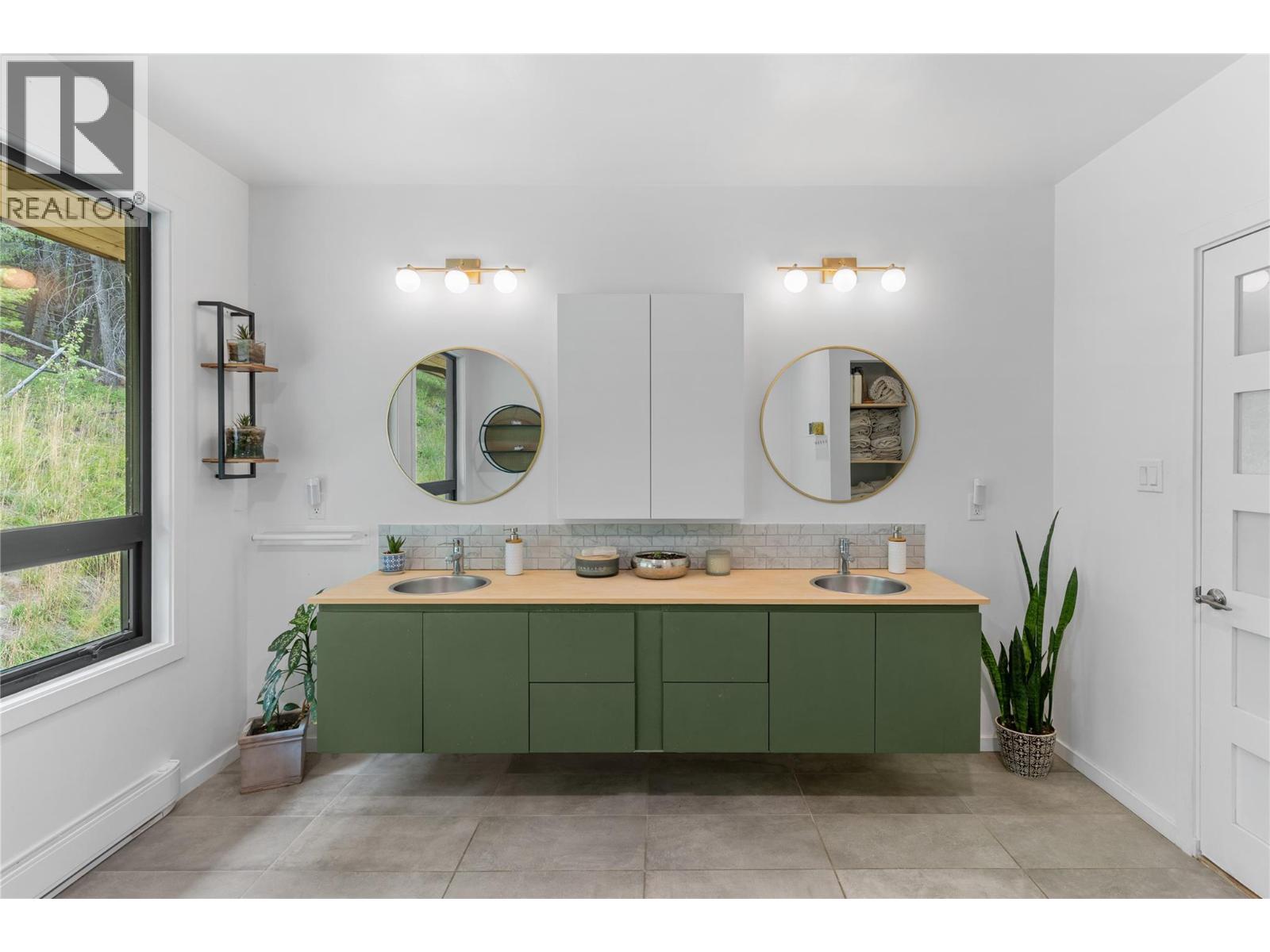 8250 Sun Valley Road