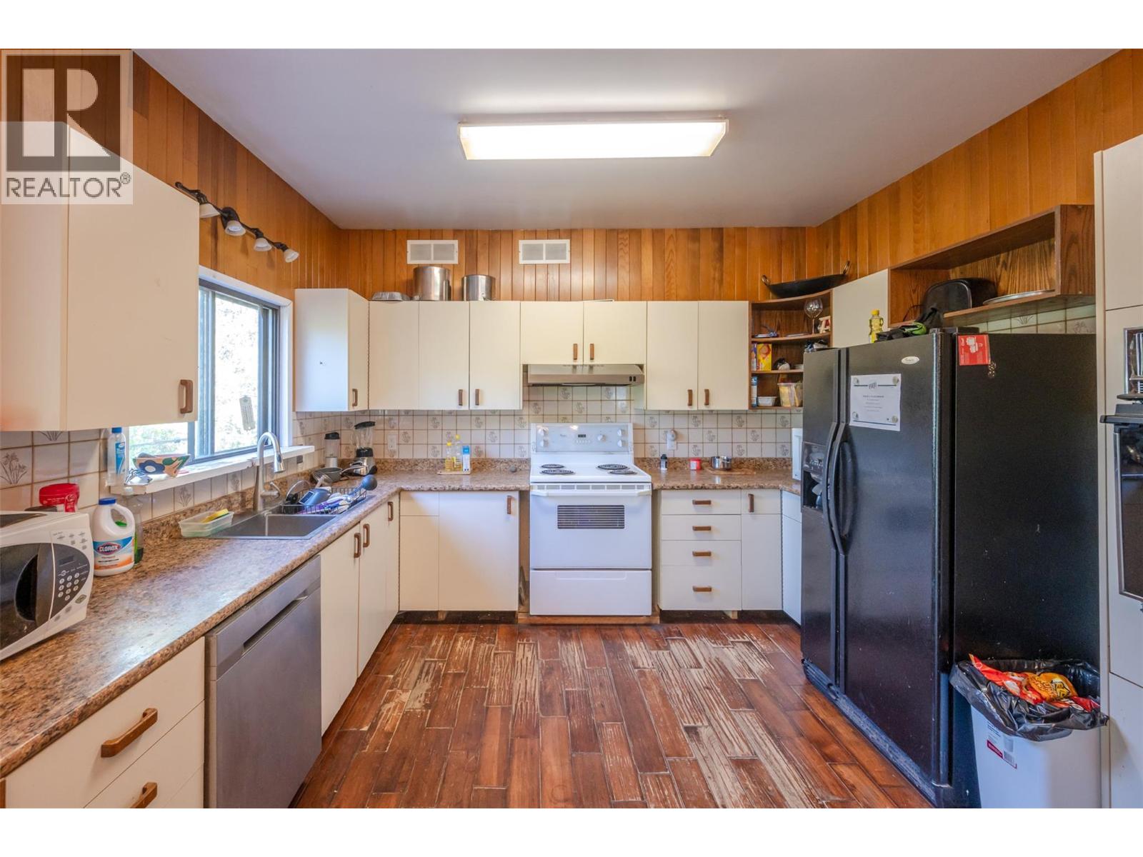 1002/963 Highway 3