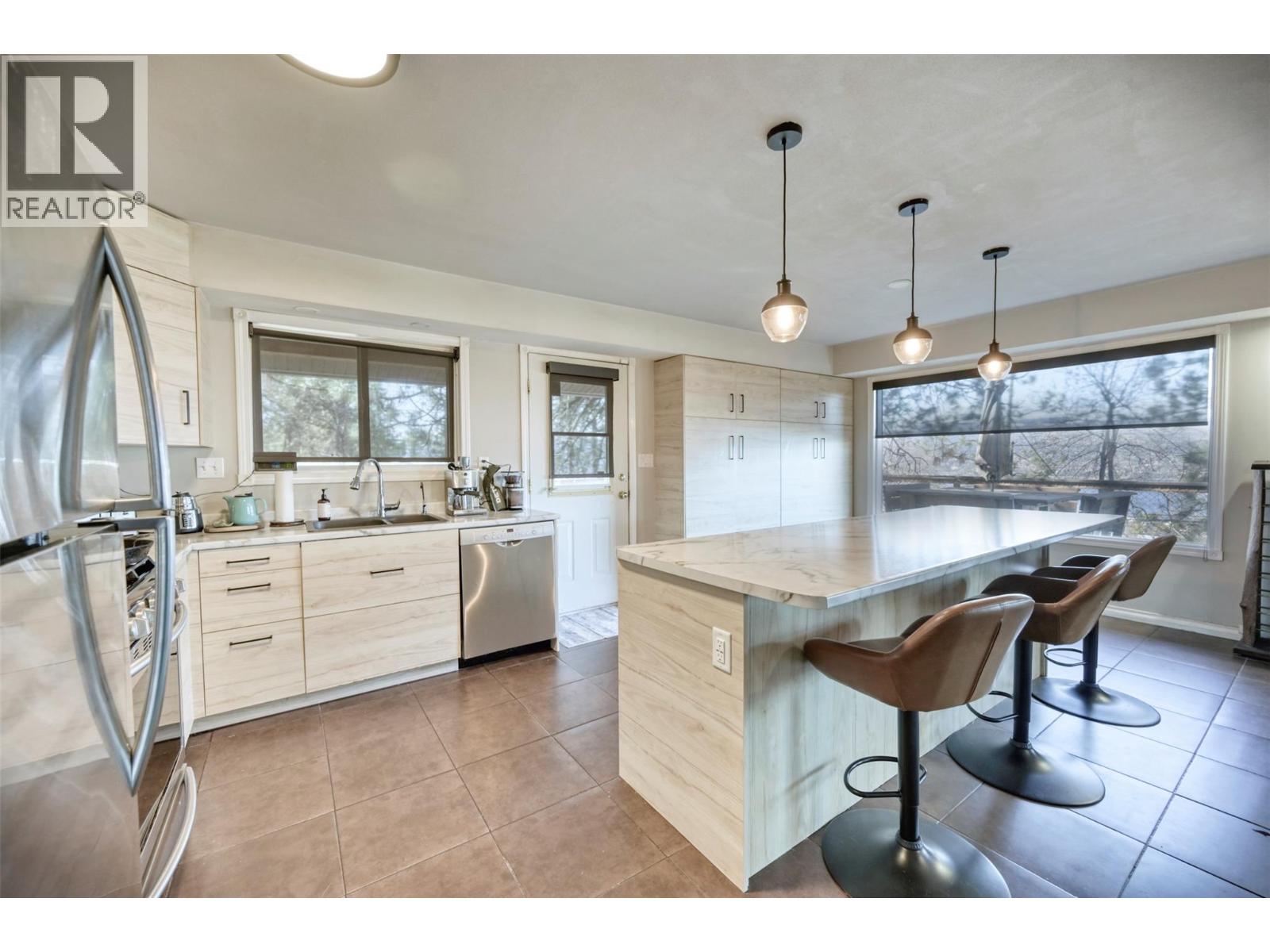 1305 Smethurst Road