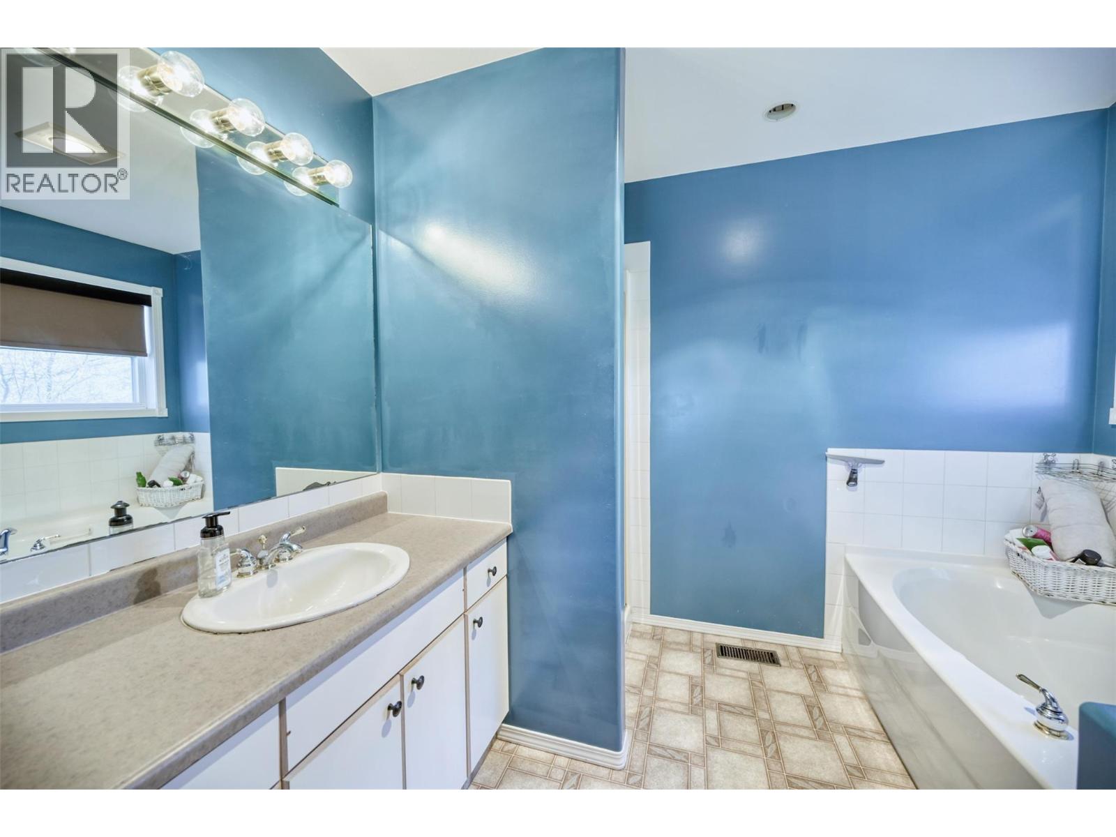 1305 Smethurst Road