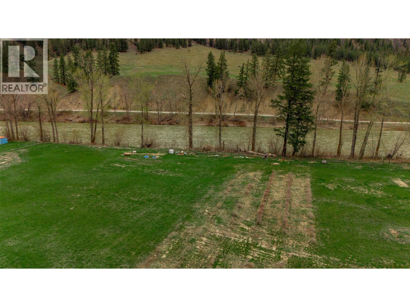 786 Highway 3