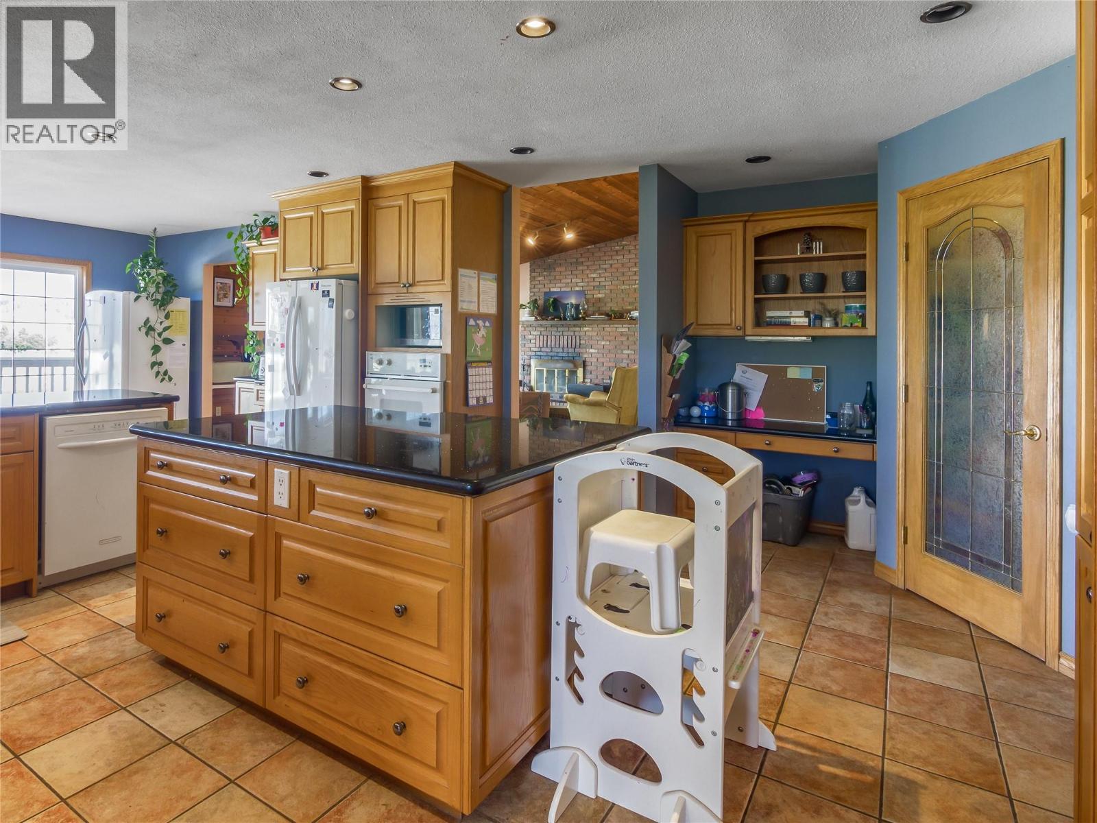 1580 Chapman Road