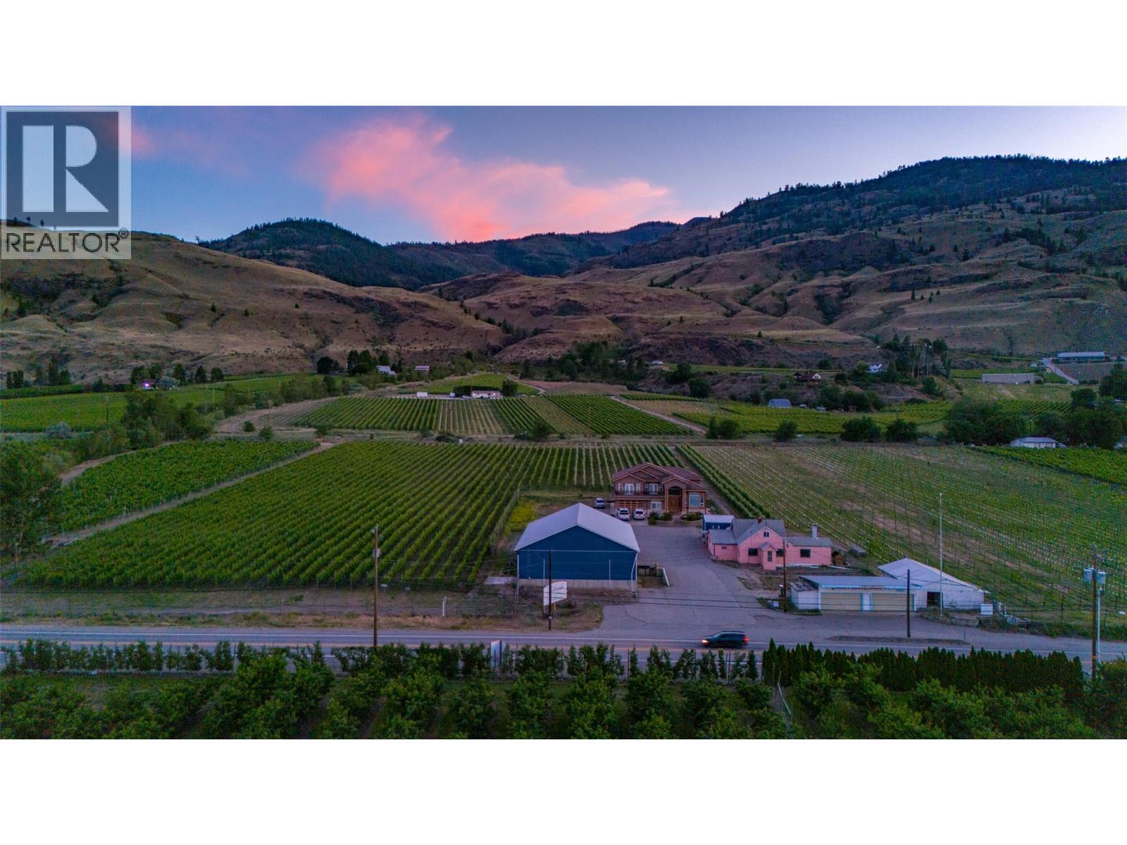 4564 Highway 97