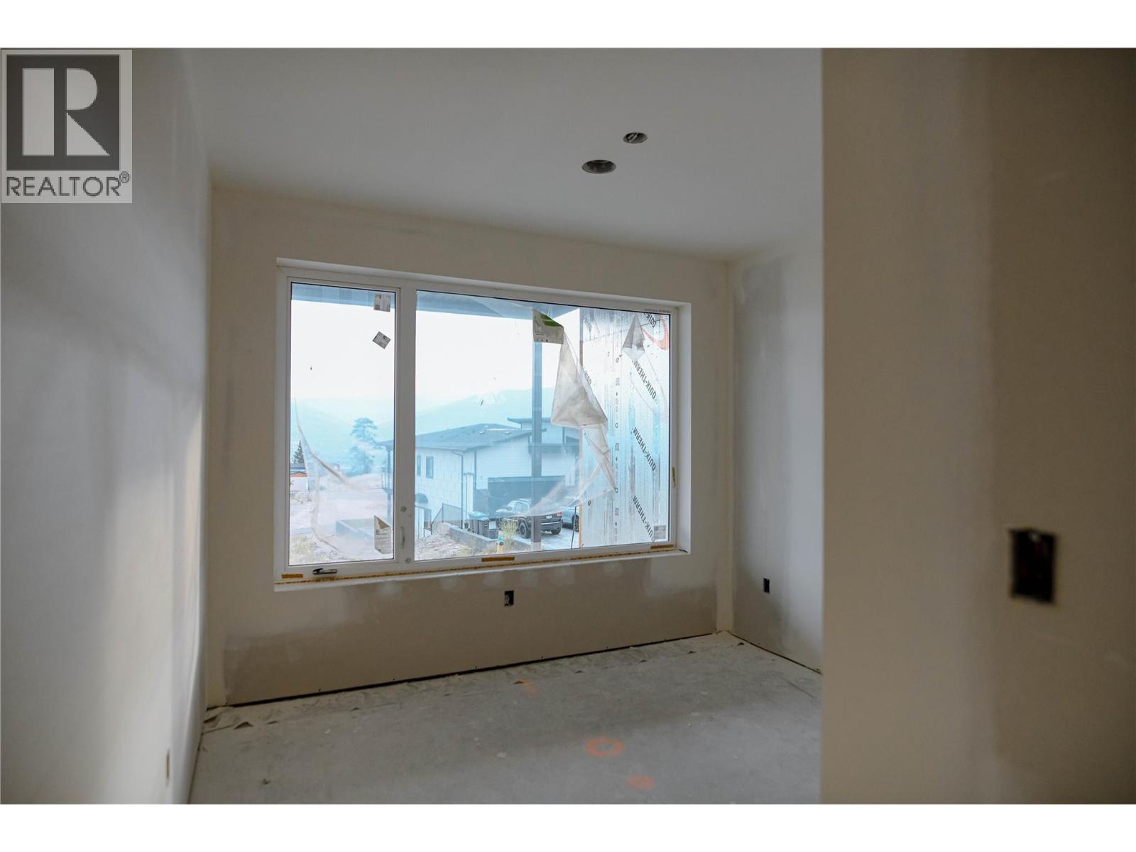 1096 Antler Drive
