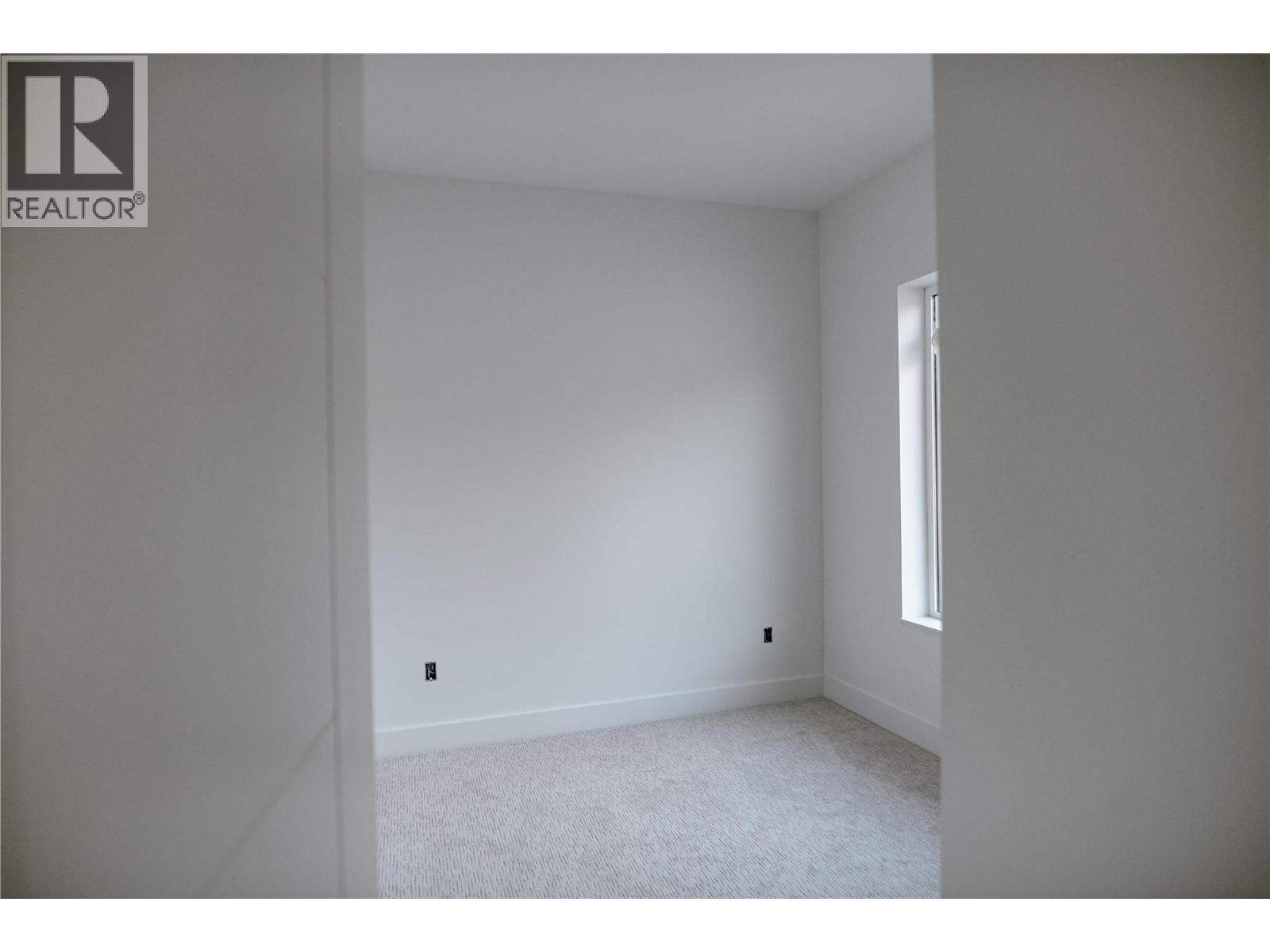 1092 Antler Drive