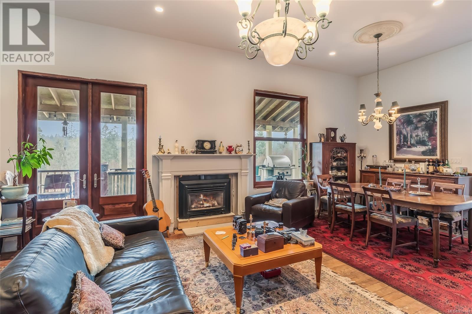 2300 East Wellington Rd