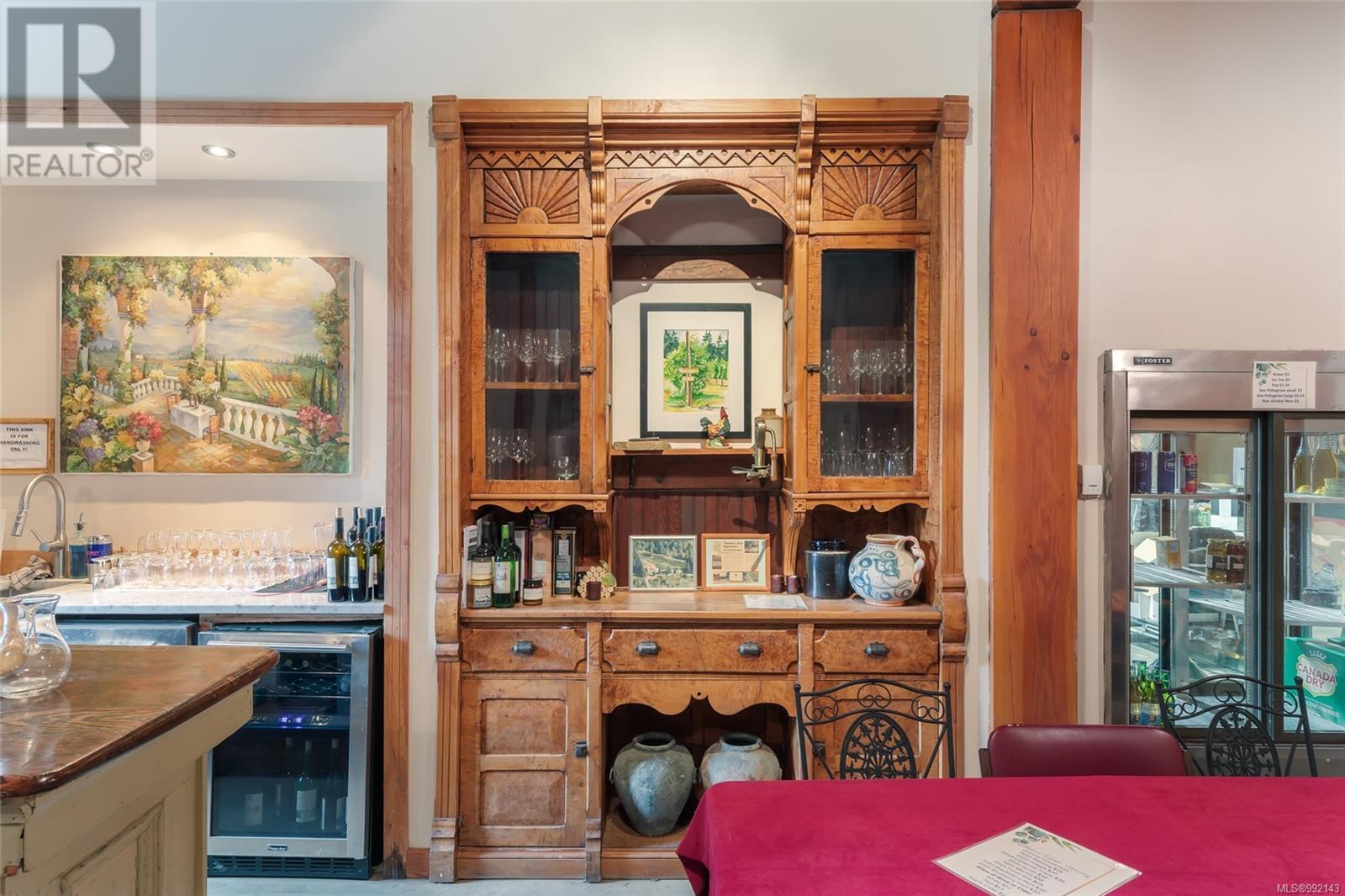 2300 East Wellington Rd