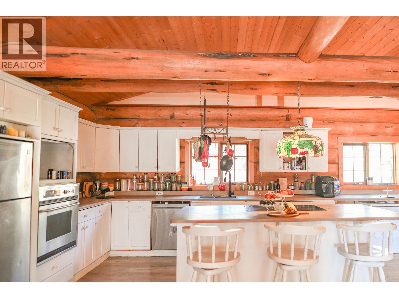 7471 CARIBOO CHALET ROAD