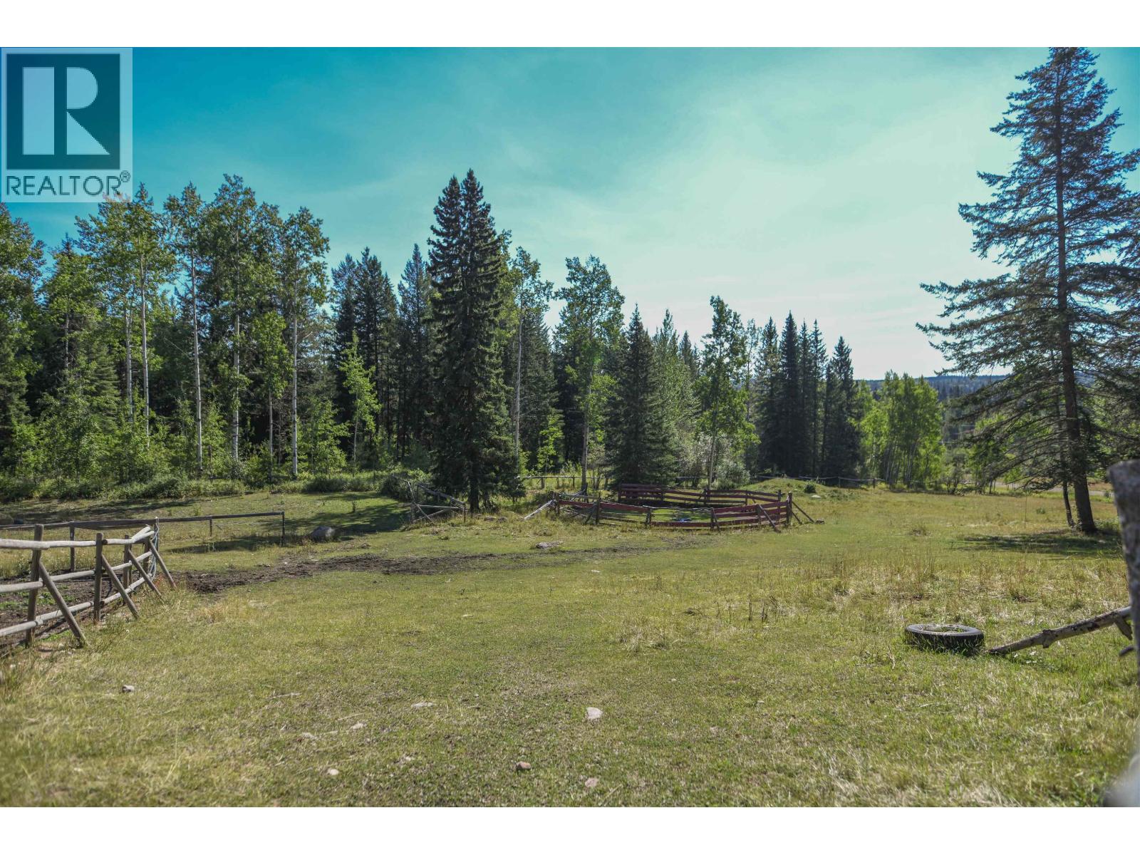 7471 CARIBOO CHALET ROAD