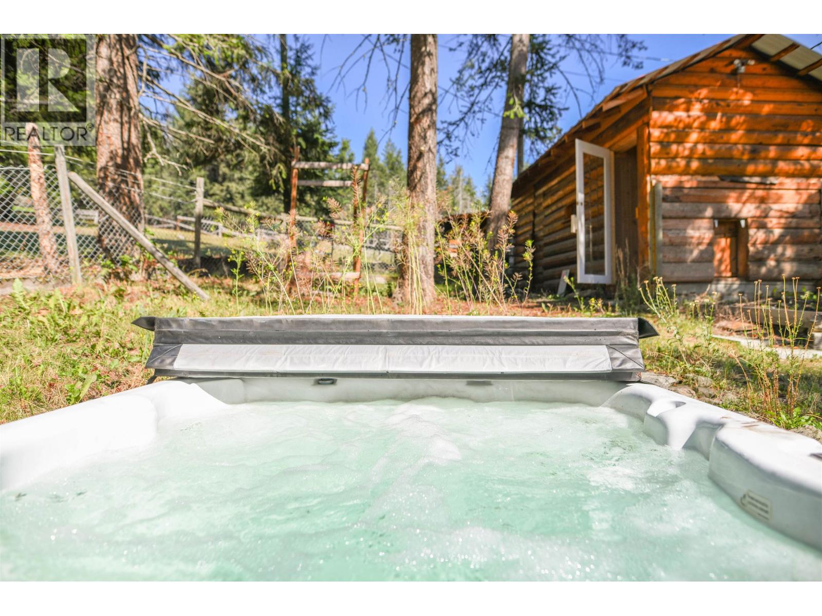 7471 CARIBOO CHALET ROAD