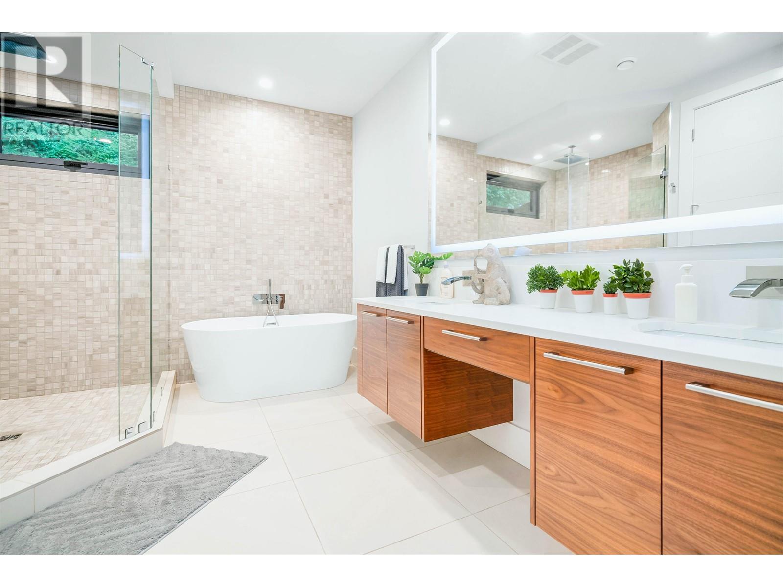 10980 CARMICHAEL STREET