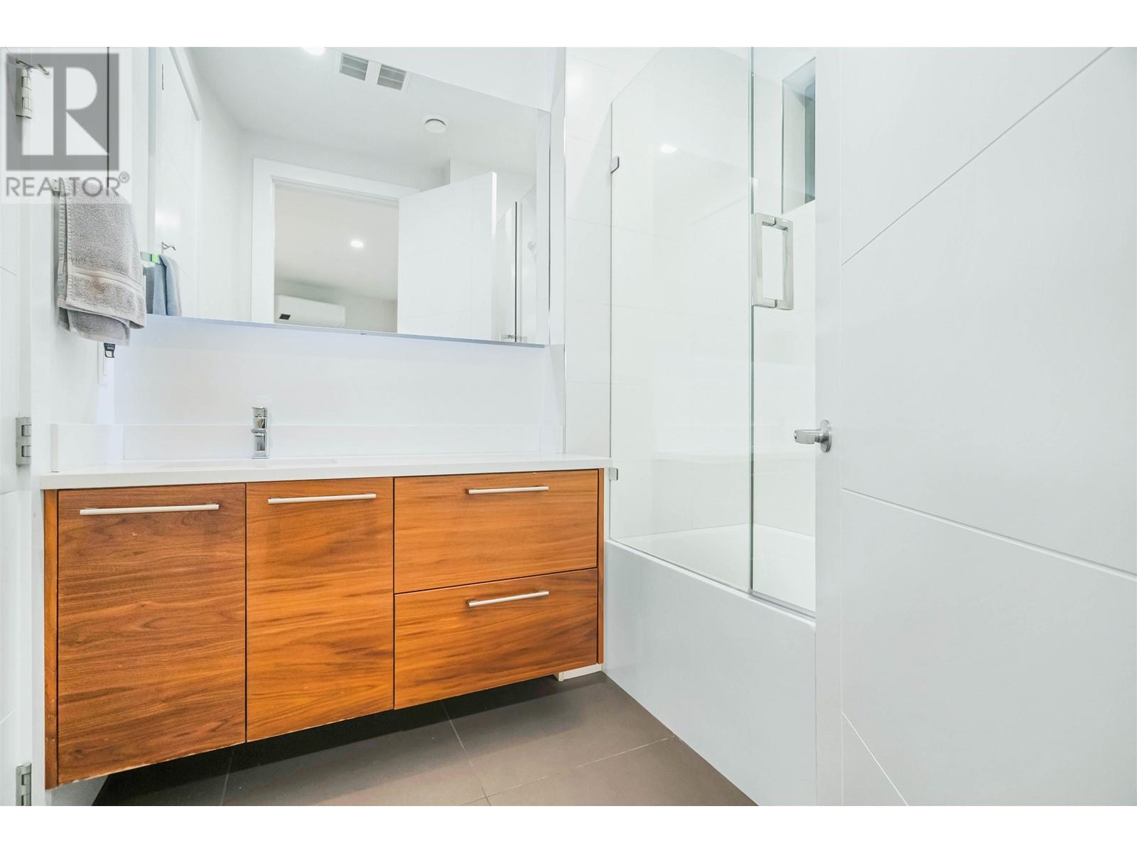 10980 CARMICHAEL STREET