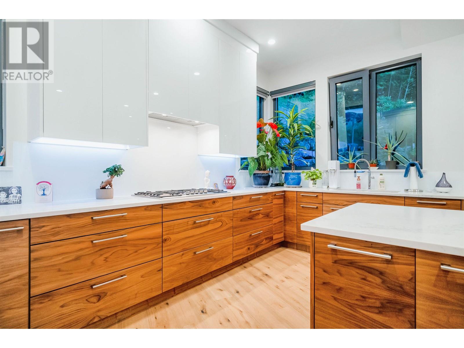 10980 CARMICHAEL STREET