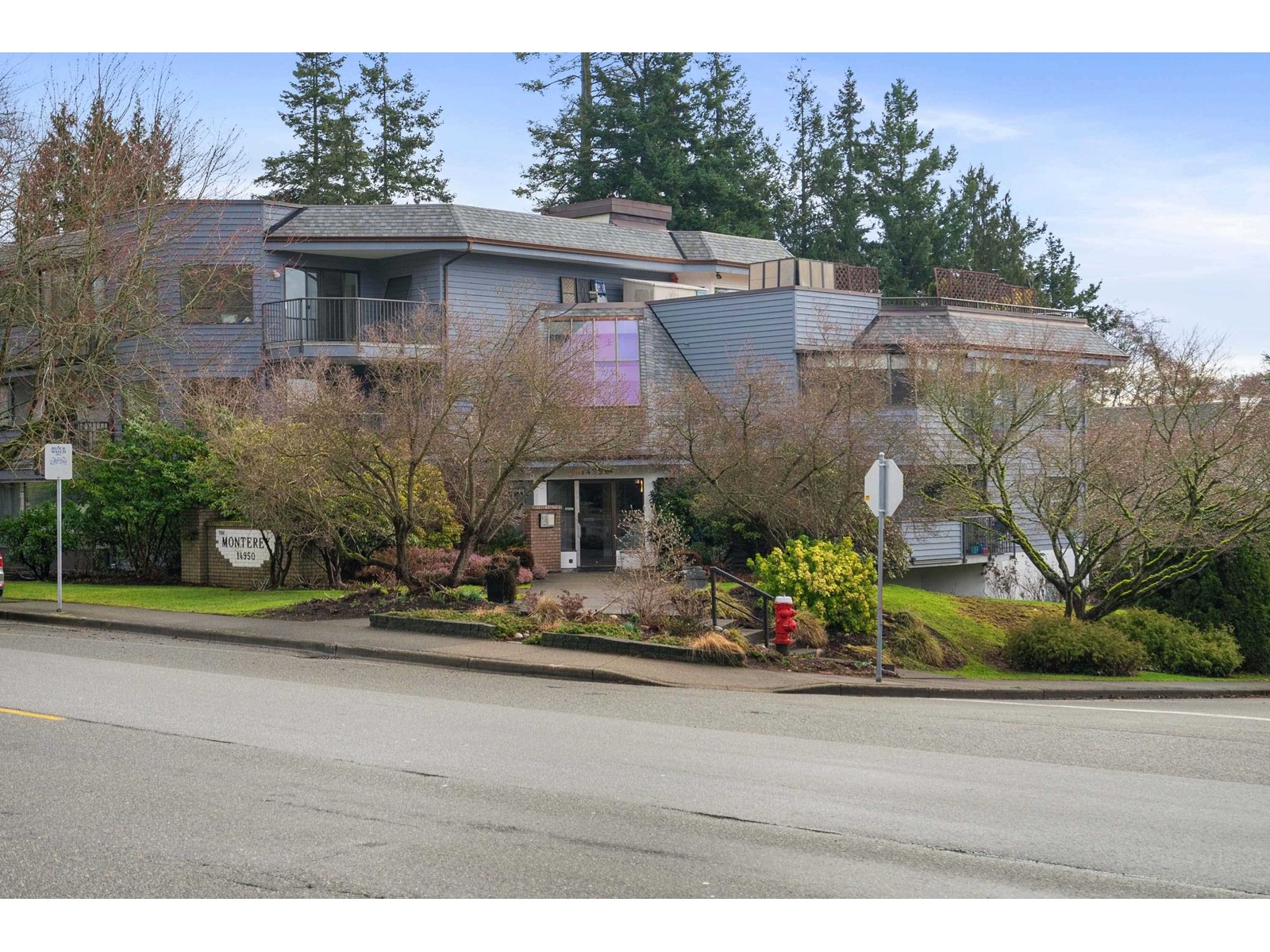 308 14950 THRIFT AVENUE