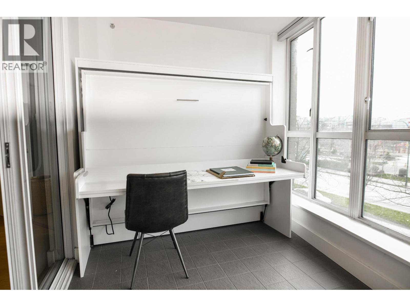 202 1188 QUEBEC STREET