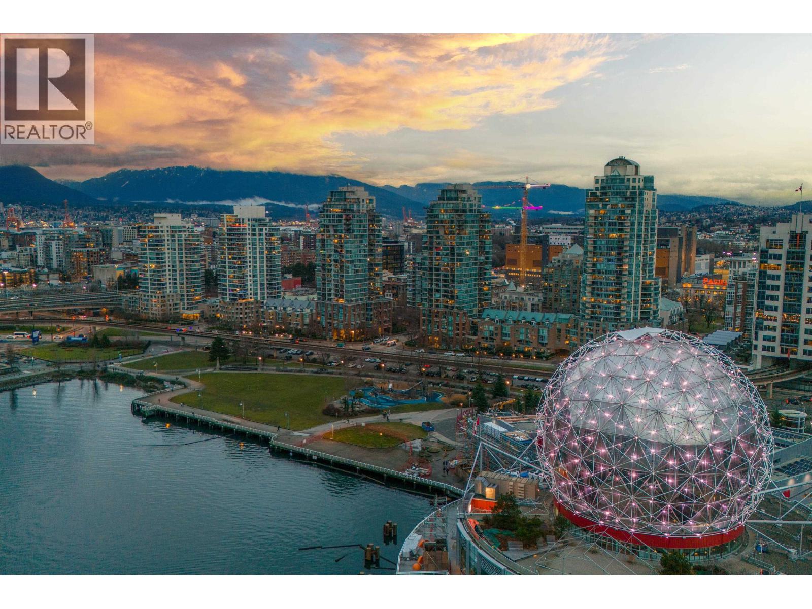 202 1188 QUEBEC STREET