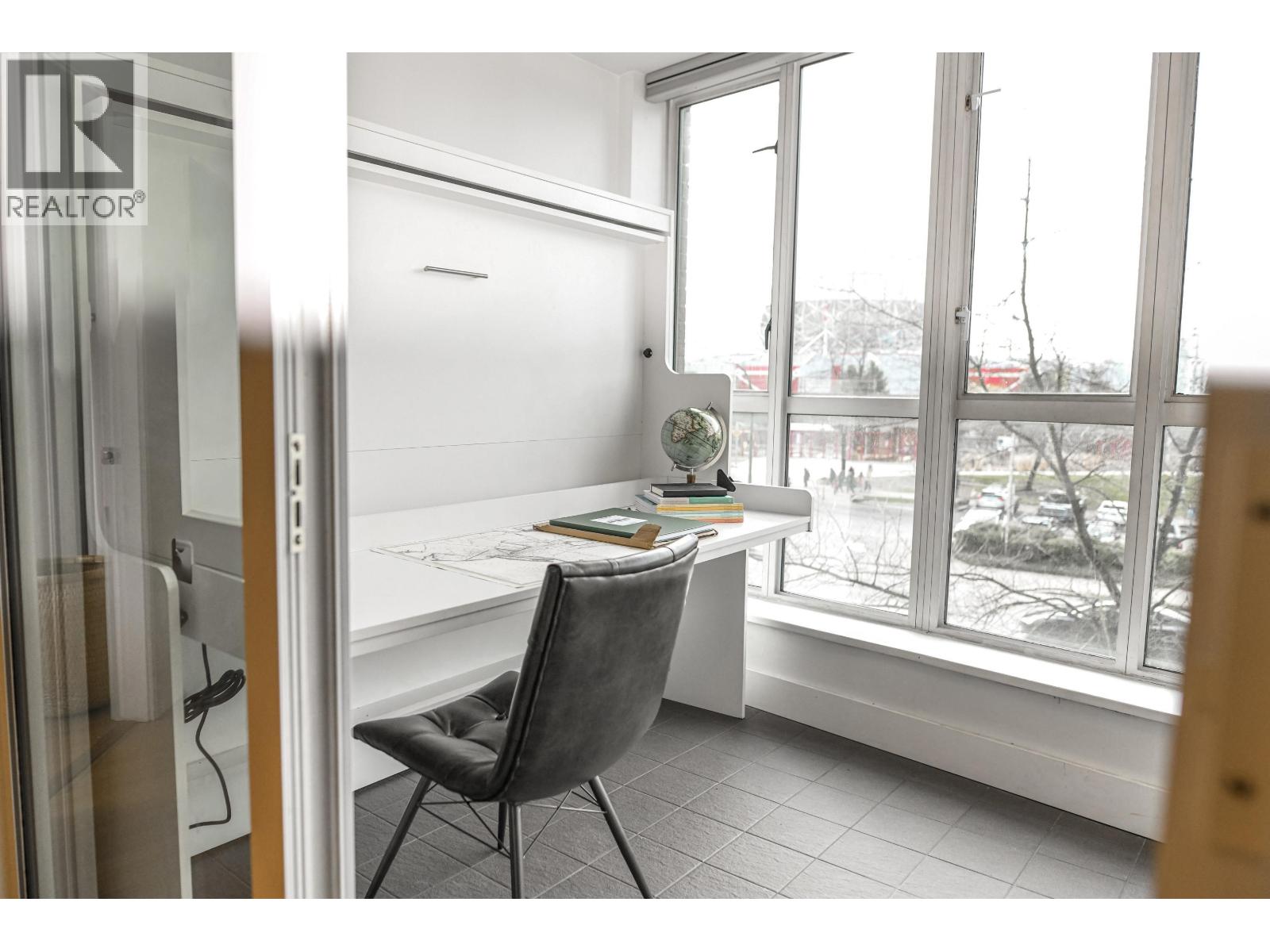 202 1188 QUEBEC STREET