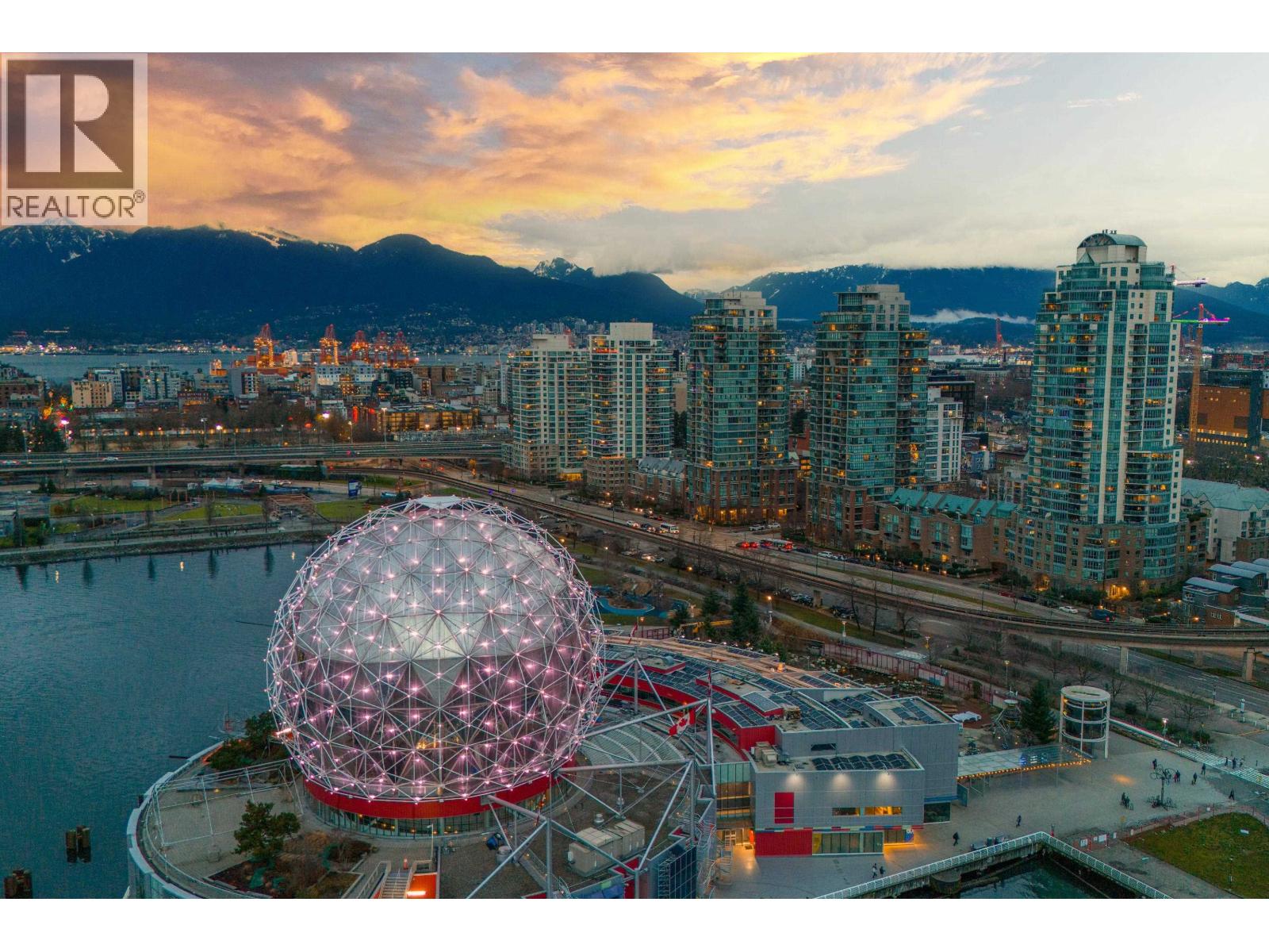 202 1188 QUEBEC STREET