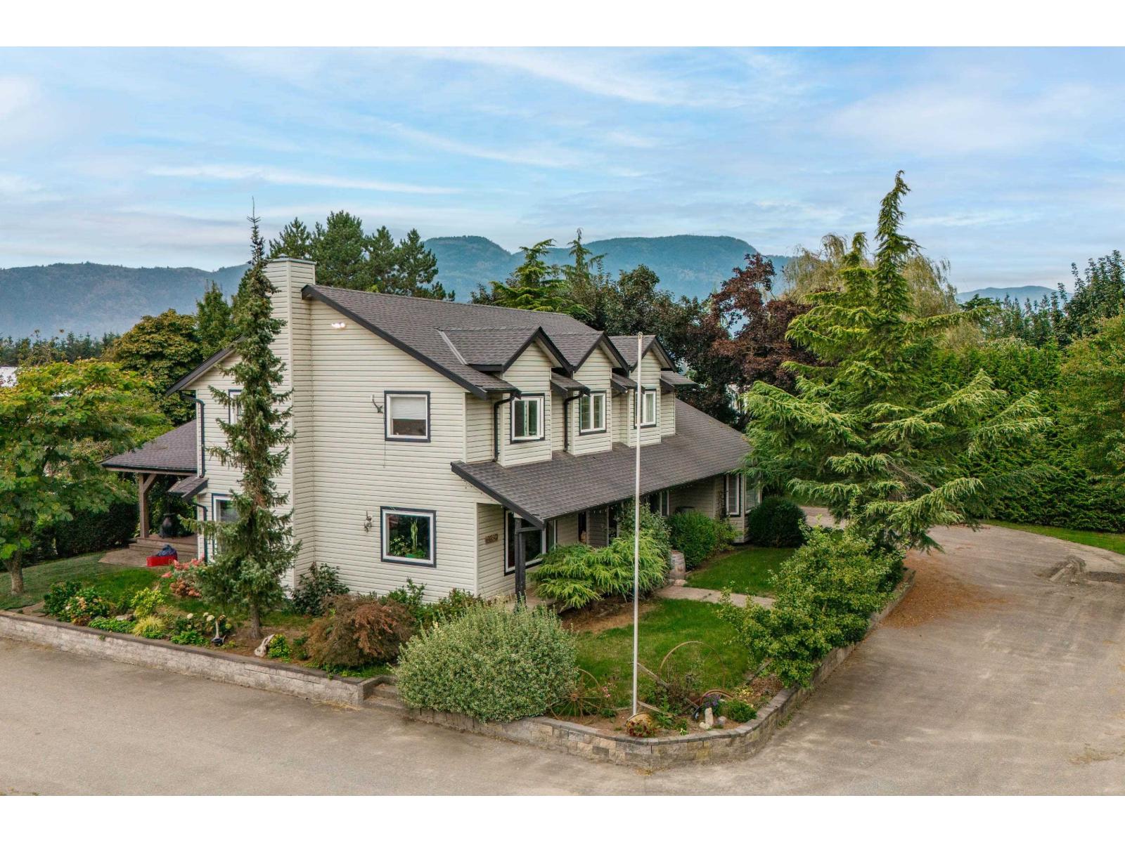 3387 TOLMIE ROAD