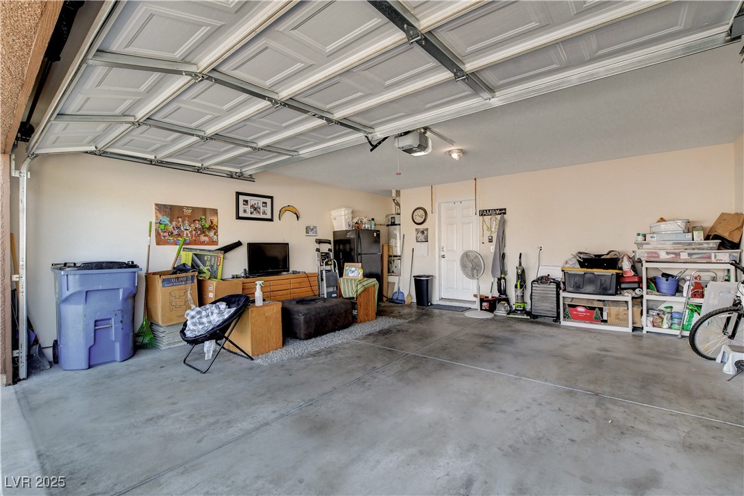 5009 Royal Lake Avenue