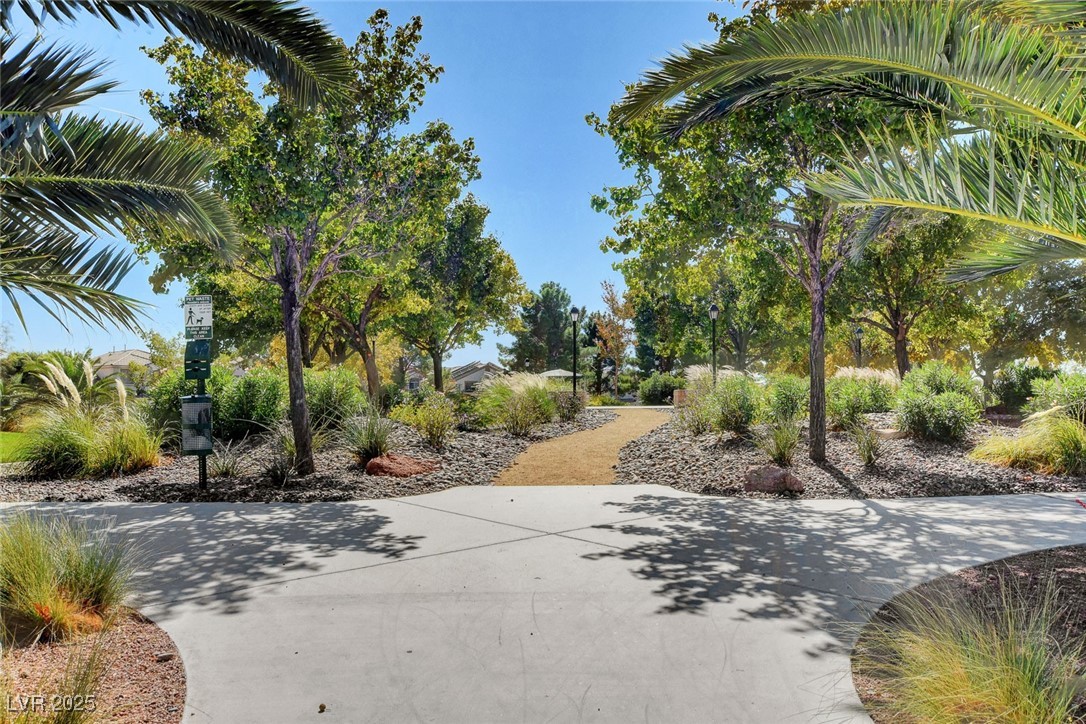 5009 Royal Lake Avenue