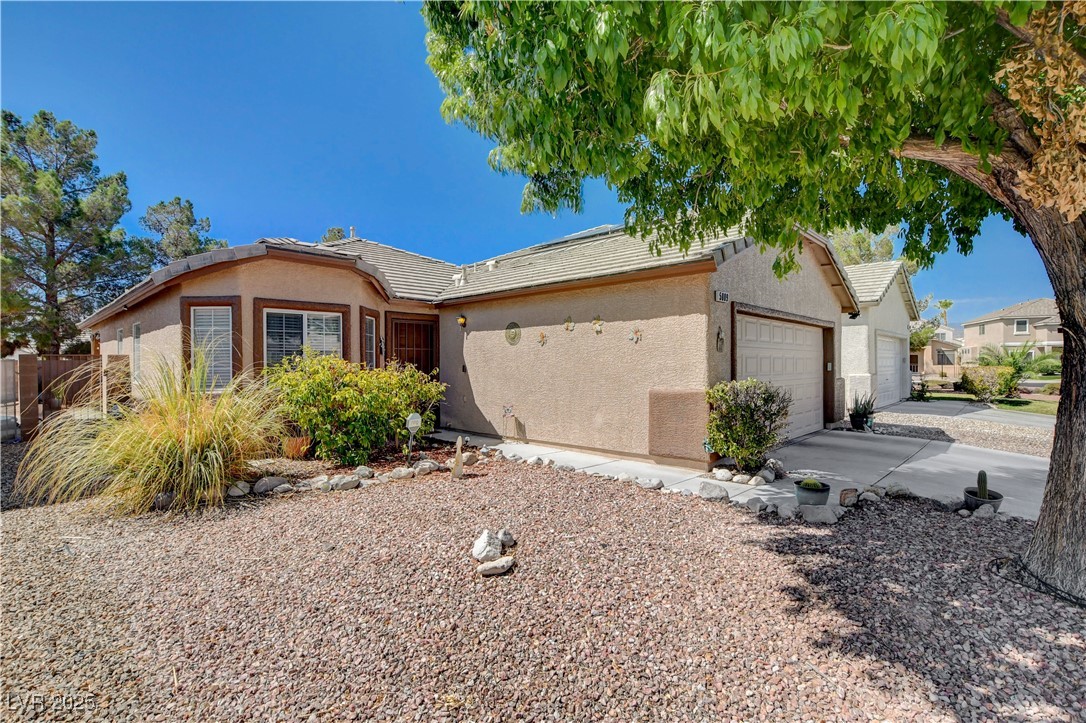 5009 Royal Lake Avenue