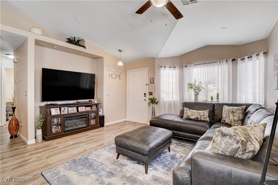 5009 Royal Lake Avenue