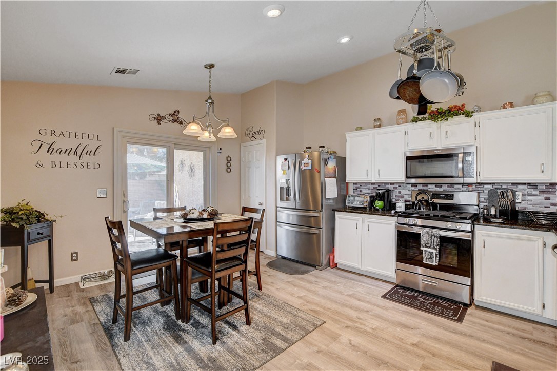 5009 Royal Lake Avenue