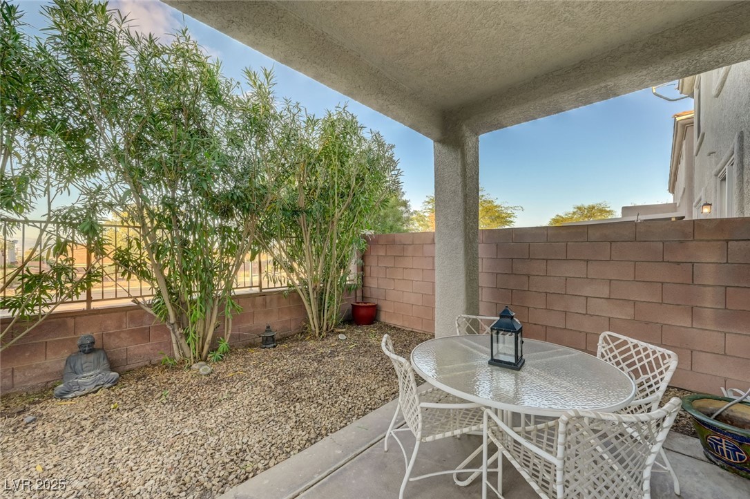 722 Solitude Point Avenue