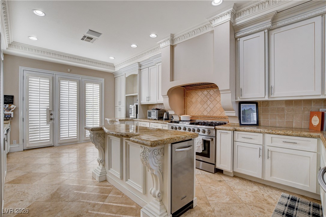 7980 Castle Pines Avenue