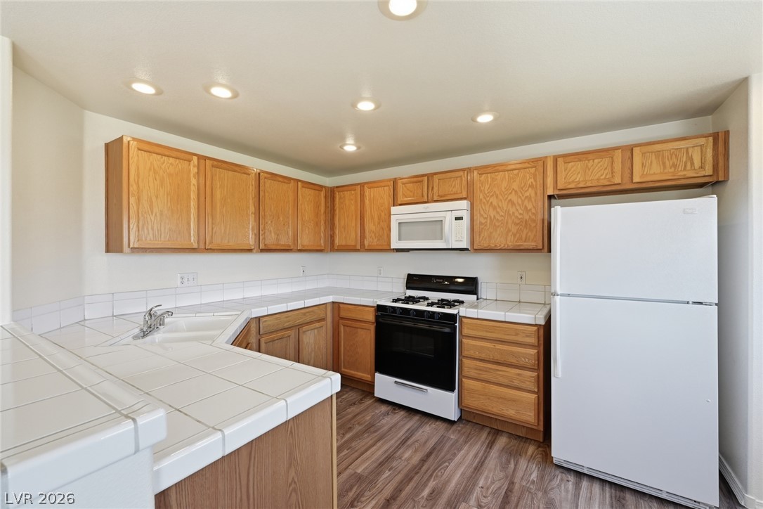 10820 Amber Ridge Drive 202
