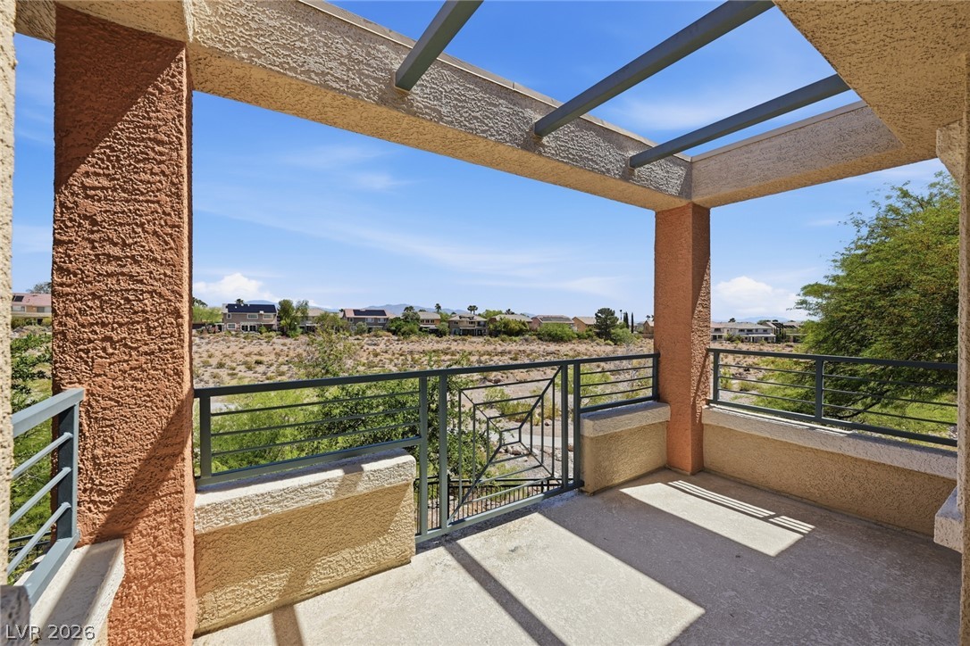 10820 Amber Ridge Drive 202