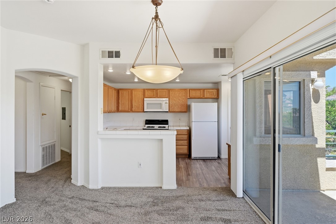 10820 Amber Ridge Drive 202