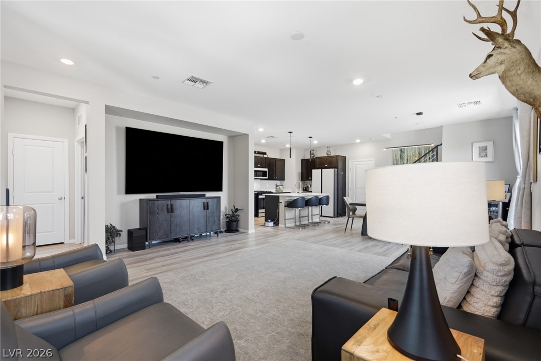 1120 Frye Mesa Avenue