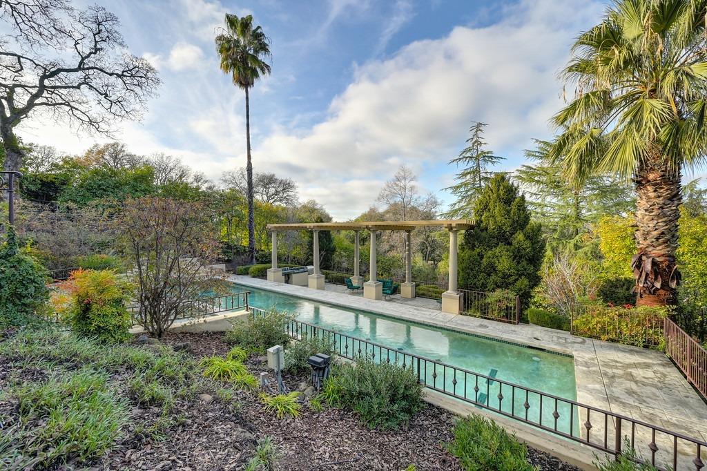 7335 Sierra Drive
