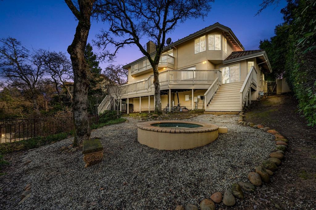 7335 Sierra Drive