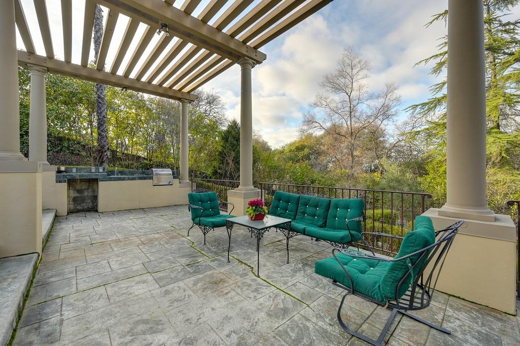 7335 Sierra Drive