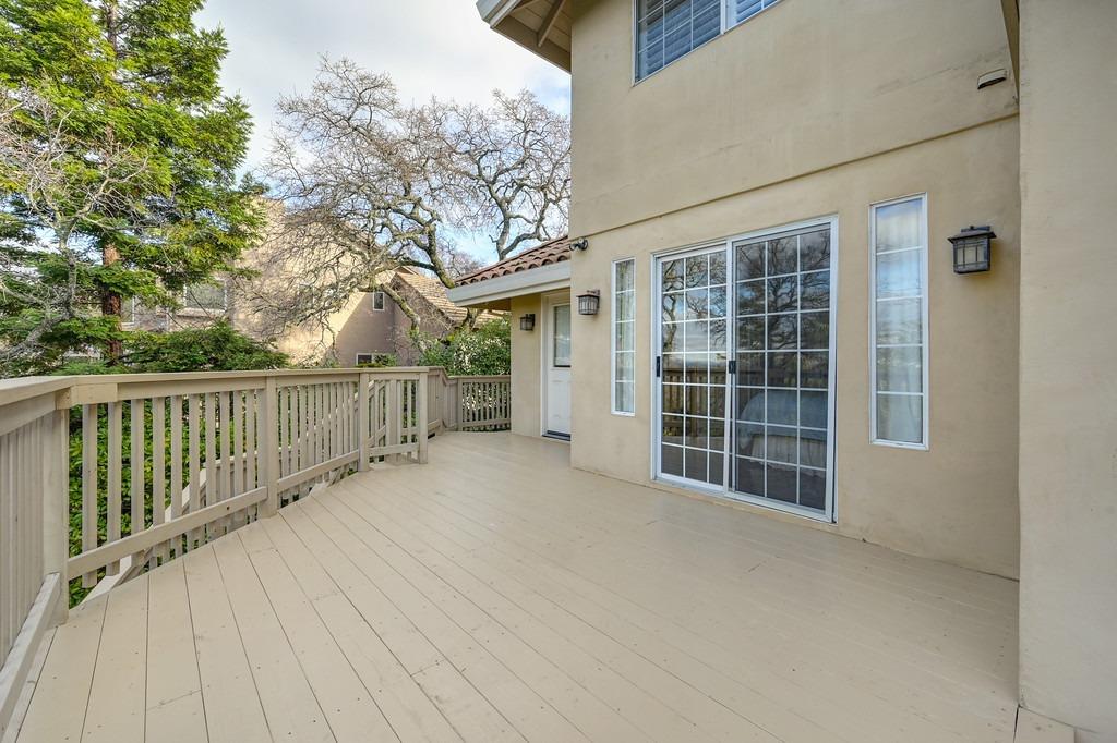 7335 Sierra Drive