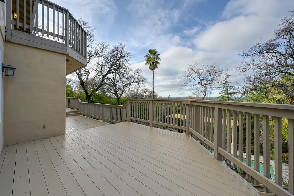 7335 Sierra Drive