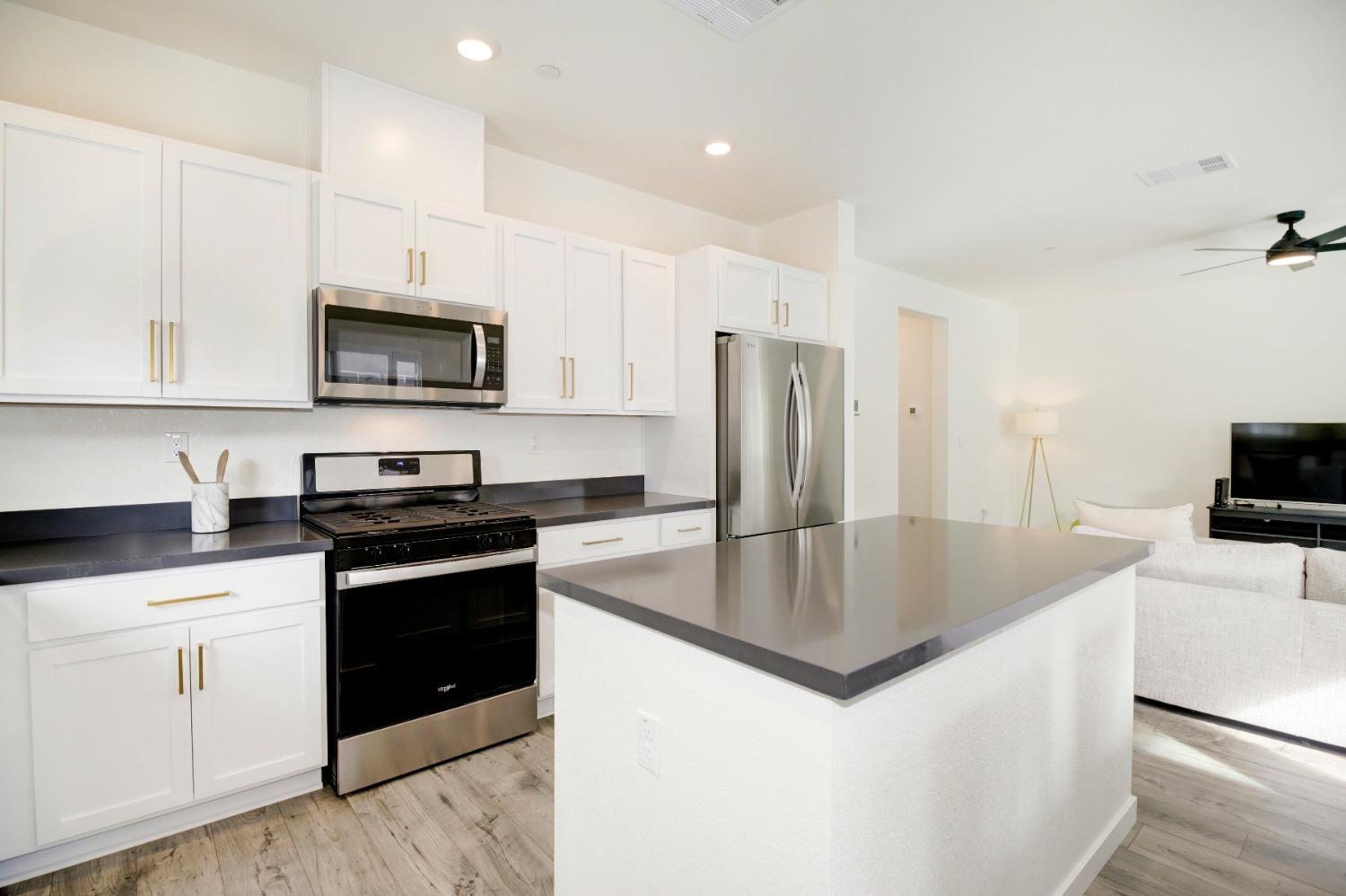 5241 Star Dance Circle