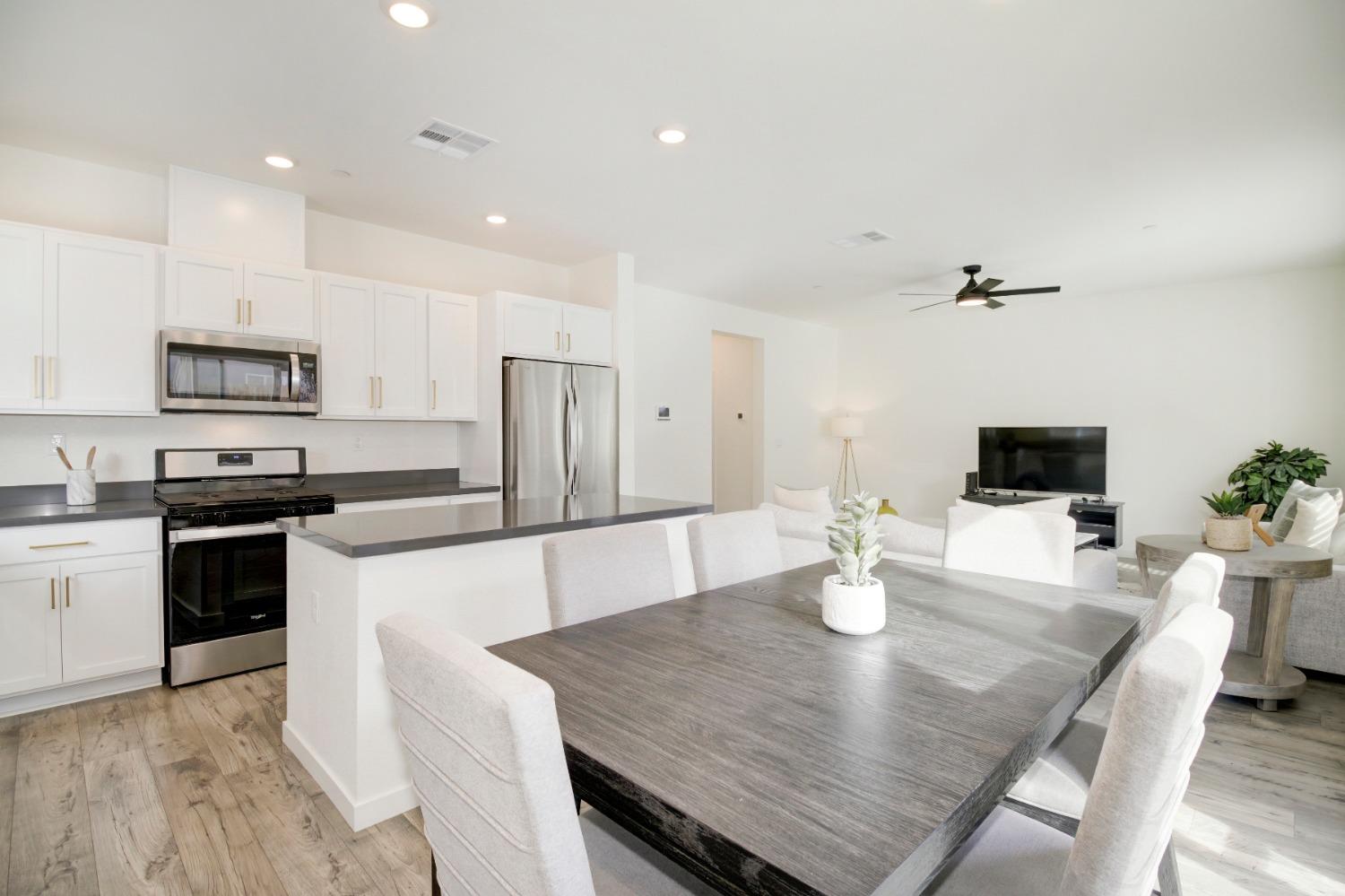 5241 Star Dance Circle